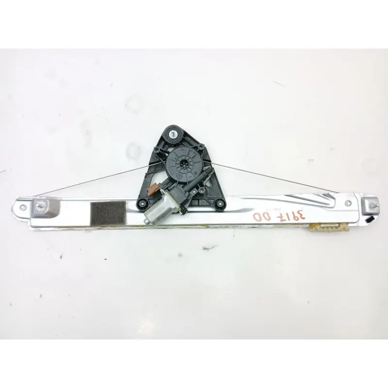 ELEVALUNAS DELANTERO DERECHO 807201389R 430115F0 Novedad
