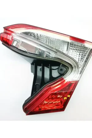 Barato PILOTO TRASERO DERECHO INTERIOR 81580F4010