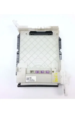 CAJA RELES / FUSIBLES 63589313 8273002P80A Popular