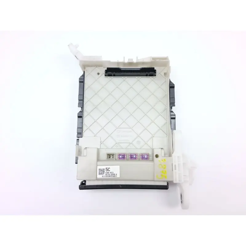 CAJA RELES / FUSIBLES 63589313 8273002P80A Popular