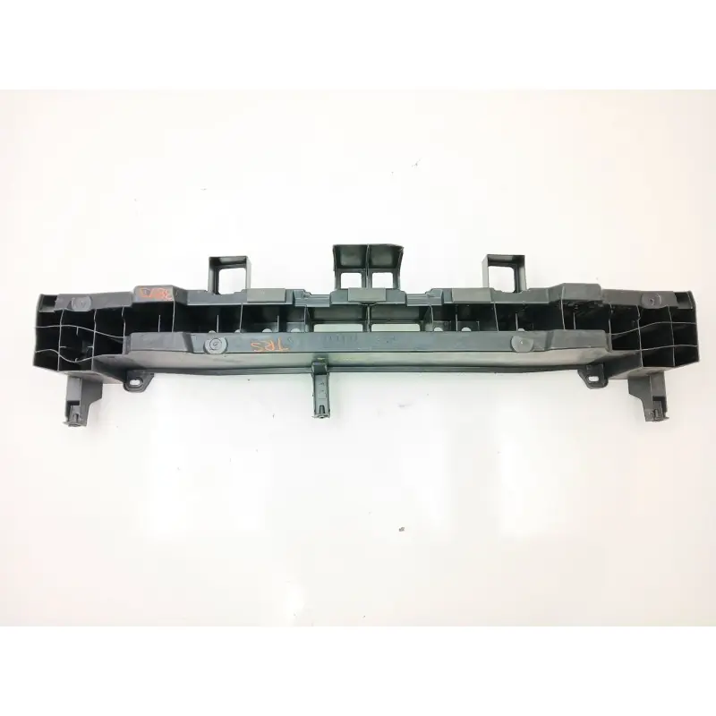 Descuento REFUERZO PARAGOLPES TRASERO 850908121R