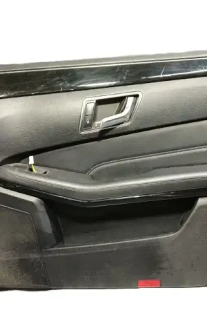 Solo Hoy GUARNECIDO PUERTA DELANTERA DERECHA 6761052460B0