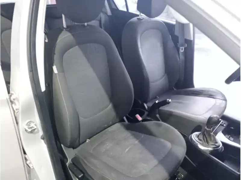 ASIENTO DELANTERO DERECHO Disponible Ahora