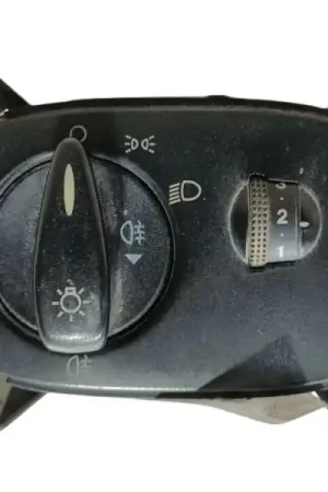 Novedad MANDO LUCES 4042351 YC1T13A024BB