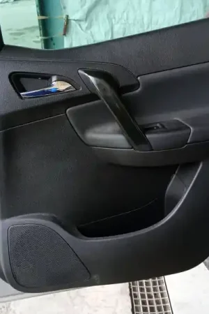 Favorito De Clientes GUARNECIDO PUERTA TRASERA DERECHA