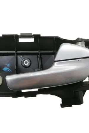 MANETA INTERIOR DELANTERA DERECHA 6M21U22600 7S71A22600 Gran Oferta