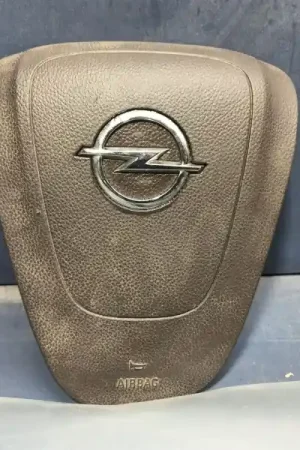 Precio De Oferta AIRBAG DELANTERO IZQUIERDO 5199395 132704020402