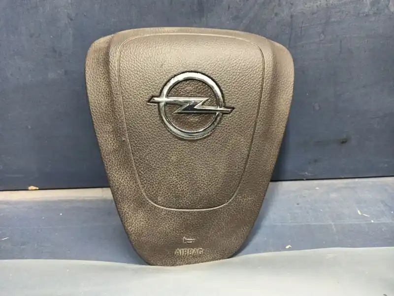 Precio De Oferta AIRBAG DELANTERO IZQUIERDO 5199395 132704020402