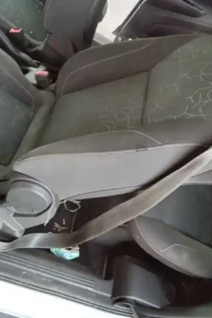 ASIENTO DELANTERO IZQUIERDO Envío Gratis