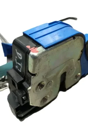 CERRADURA PUERTA DELANTERA IZQUIERDA 81310Q0000 BC3FRTLH Devolución Gratuita
