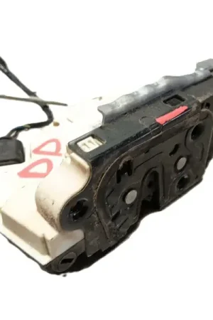 CERRADURA PUERTA DELANTERA DERECHA 5N1837016C 16A5N1837016C Económico
