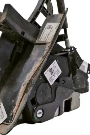 Económico CERRADURA PUERTA TRASERA IZQUIERDA 2099461 BM5AA26413AD BM51A224A37 921765103