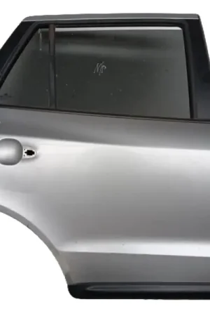 Precio Reducido PUERTA TRASERA DERECHA 770042B030