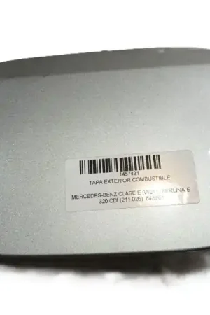 TAPA EXTERIOR COMBUSTIBLE A2117500206 A0005843117 Económico