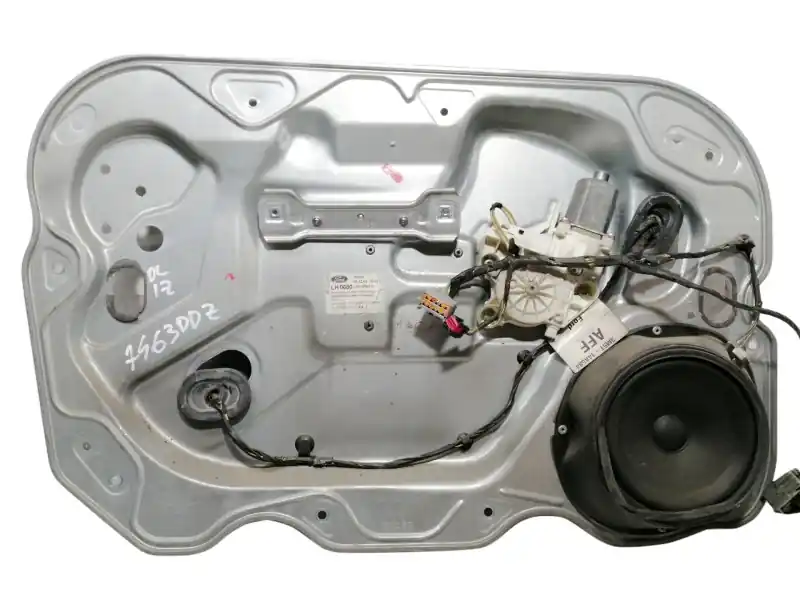 ELEVALUNAS DELANTERO IZQUIERDO 4M51A045H17A Imprescindible (Must-Have)