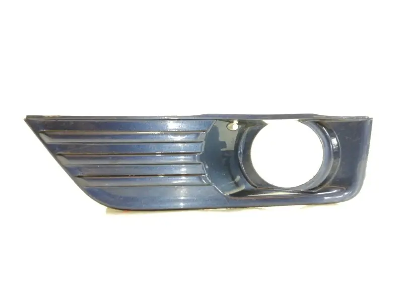 REJILLA PARAGOLPES DERECHA 4M5119953 Tendencia