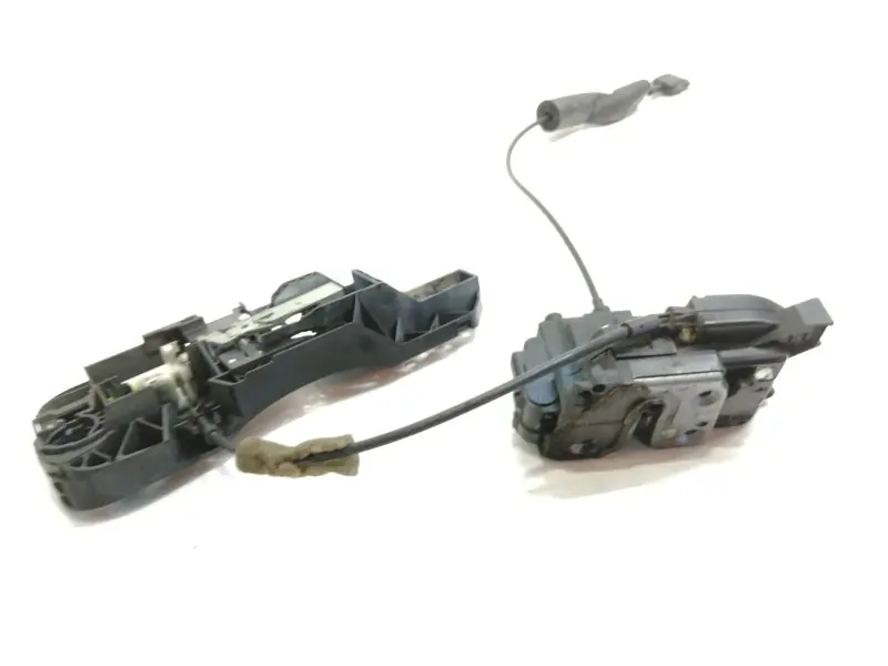 CERRADURA PUERTA DELANTERA DERECHA 80606004R Marca Reconocida