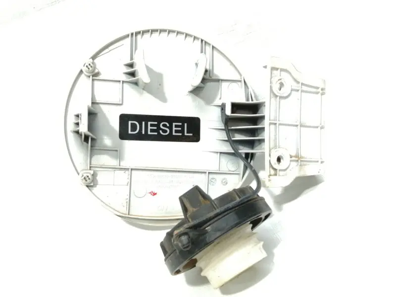 TAPA EXTERIOR COMBUSTIBLE 695102S000 Compra Hoy