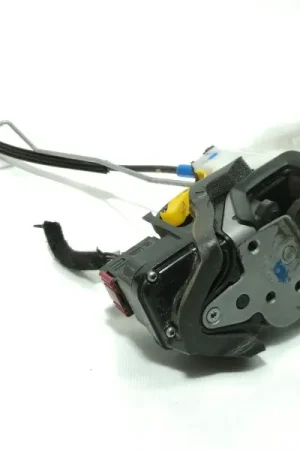 Precio Bajo CERRADURA PUERTA DELANTERA IZQUIERDA A081876