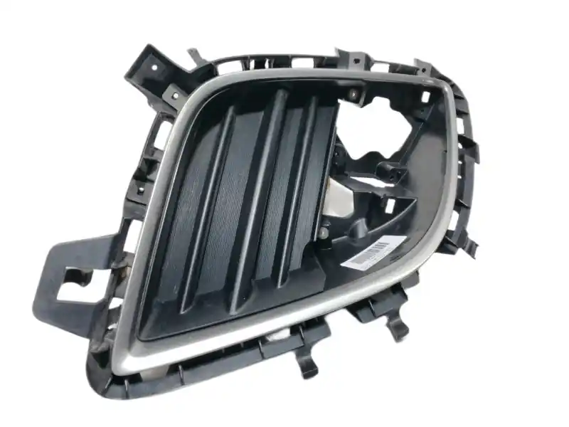 Mejor Precio REJILLA PARAGOLPES DERECHA K3006