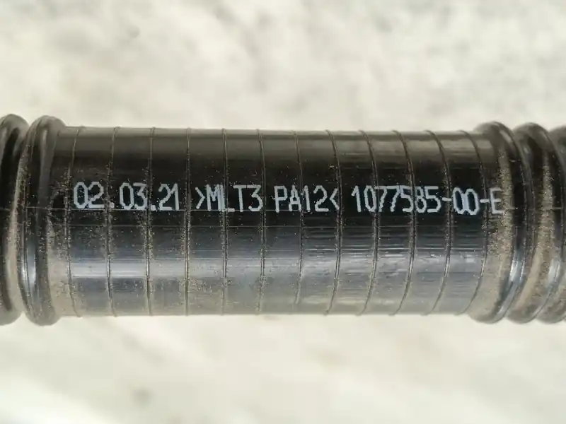 TUBO 107758500F 107758500E AGUA Precio De Fábrica