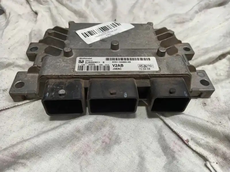 Lujoso CENTRALITA MOTOR UCE 1543040 S180049011B