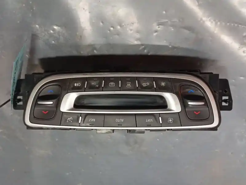 Garantía De Devolución De Dinero MANDO CALEFACCION / AIRE ACONDICIONADO 275102769R T1001909K