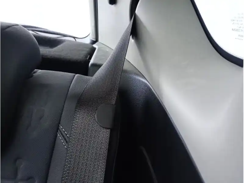 Ordena Ya CINTURON SEGURIDAD TRASERO IZQUIERDO