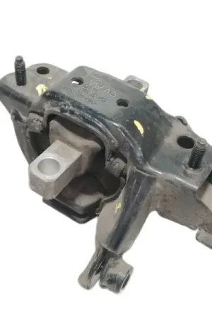 SOPORTE MOTOR INF IZQ 5Q0199555 Comprar En Línea