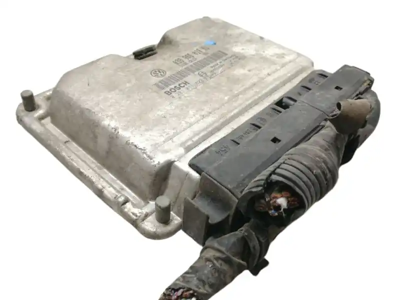 CENTRALITA MOTOR UCE 038906019NJ 0281011823 1039S10368 Artesanal