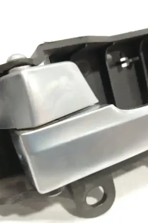 Stock Limitado MANETA INTERIOR DELANTERA IZQUIERDA 3M51R22601BB
