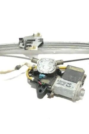 ELEVALUNAS TRASERO DERECHO 0620200541 Precio De Oferta