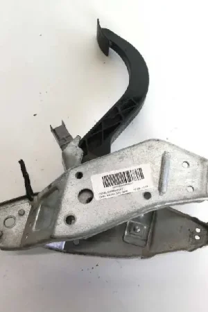 PEDAL EMBRAGUE 9010883 28870 Oferta Limitada