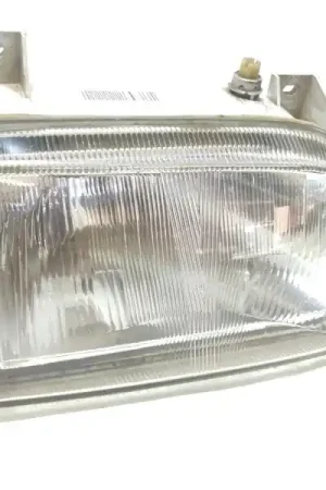Lujoso FARO DERECHO 7R01472