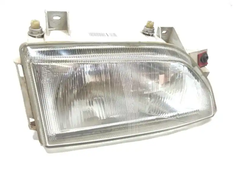 Lujoso FARO DERECHO 7R01472