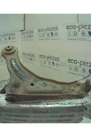 BRAZO SUSPENSION INFERIOR DELANTERO IZQUIERDO A638330010 A638330010 Exclusivo