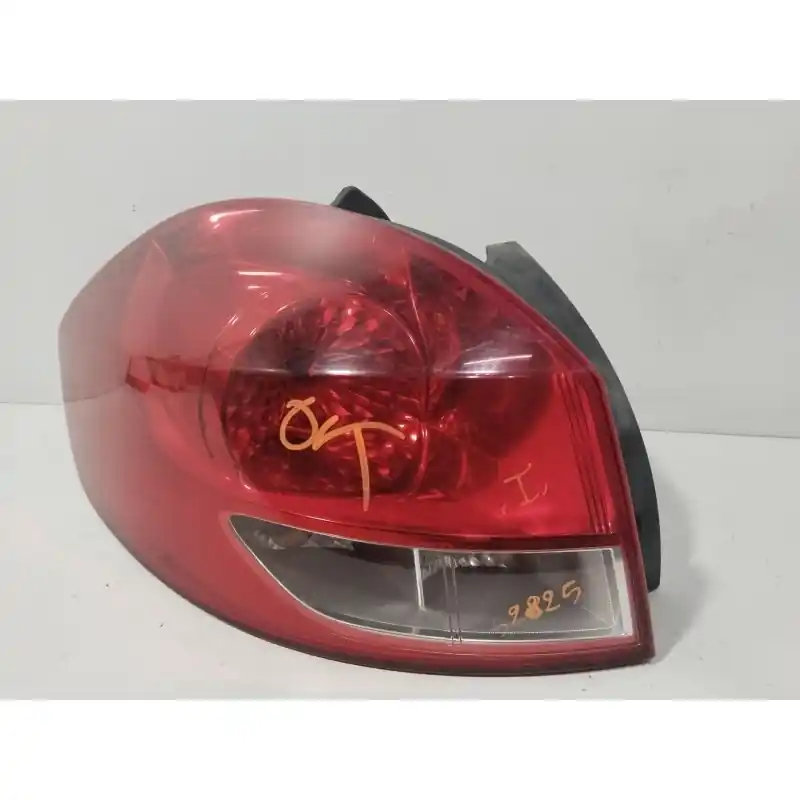 Oferta De Temporada PILOTO TRASERO IZQUIERDO 8200586843