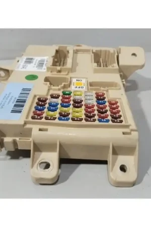 Promoción Exclusiva CAJA RELES / FUSIBLES 91950A6041