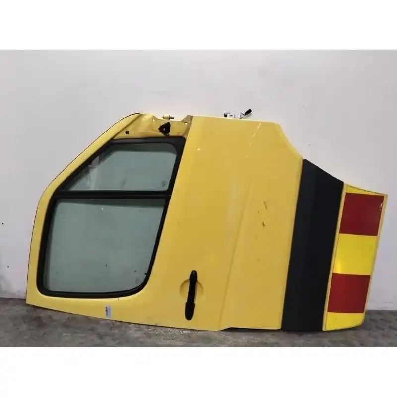 PUERTA DELANTERA DERECHA A9067200105 Venta Final