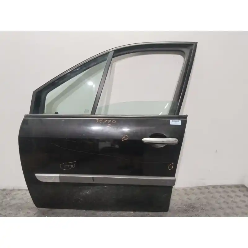 De Moda PUERTA DELANTERA IZQUIERDA 7751474828