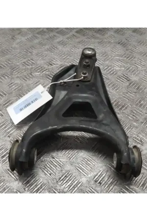 Directo De Fábrica BRAZO SUSPENSION INFERIOR DELANTERO DERECHO 8200197187