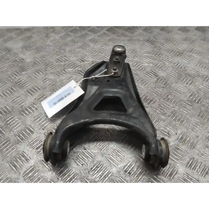 Directo De Fábrica BRAZO SUSPENSION INFERIOR DELANTERO DERECHO 8200197187