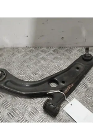 BRAZO SUSPENSION INFERIOR DELANTERO IZQUIERDO 51957401 Stock Limitado
