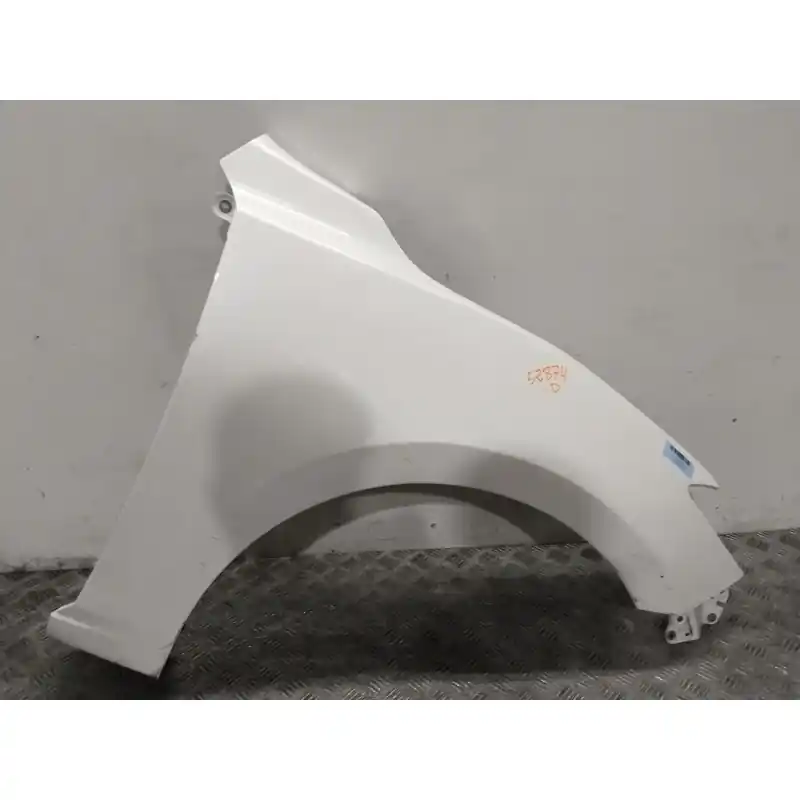 Oferta Limitada ALETA DELANTERA DERECHA B45A52111B