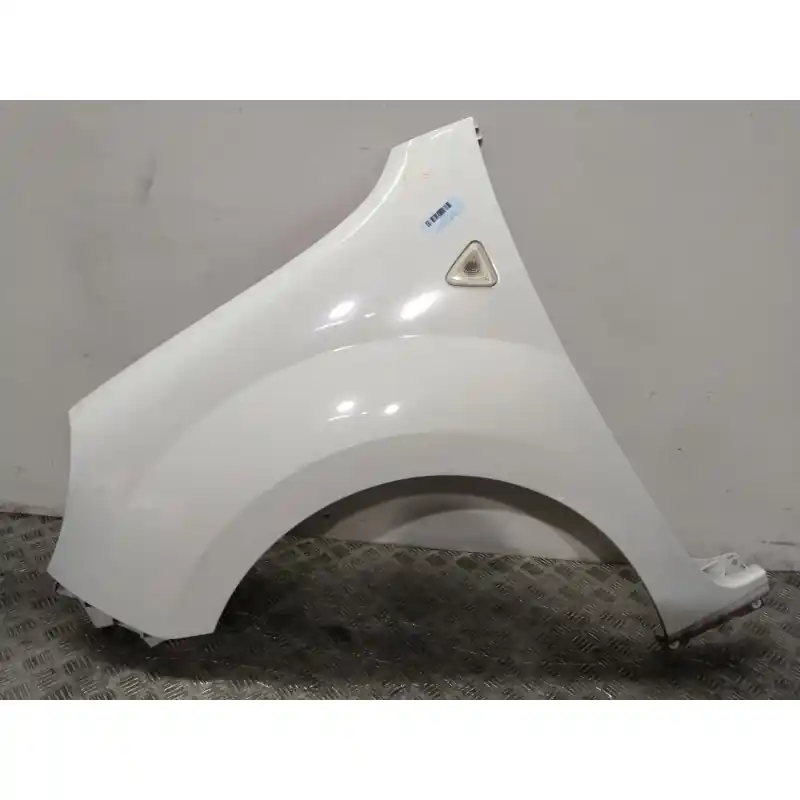 Oferta De Temporada ALETA DELANTERA IZQUIERDA 631011587R BLANCO