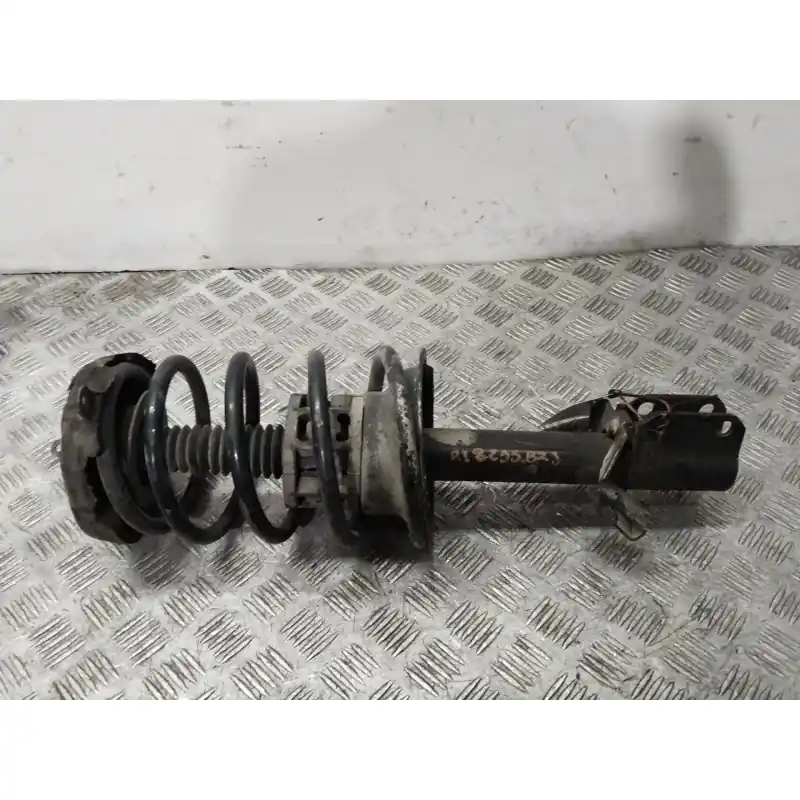 AMORTIGUADOR DELANTERO IZQUIERDO 543021082R Gran Oferta