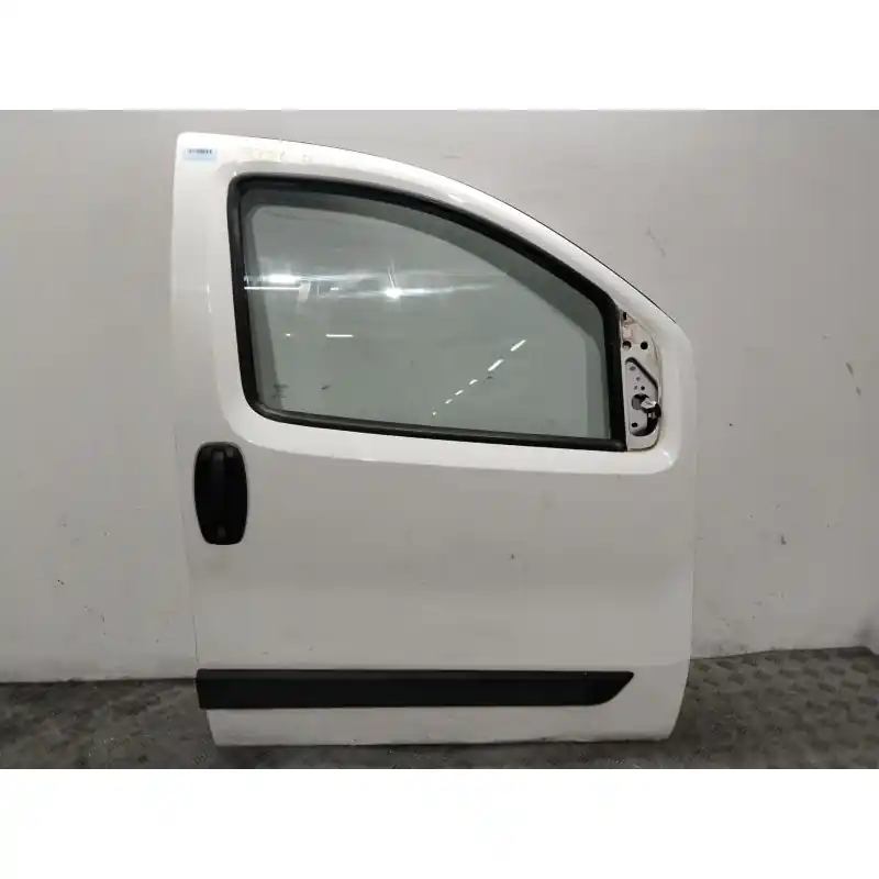 Entrega Rápida PUERTA DELANTERA DERECHA 0001396510080