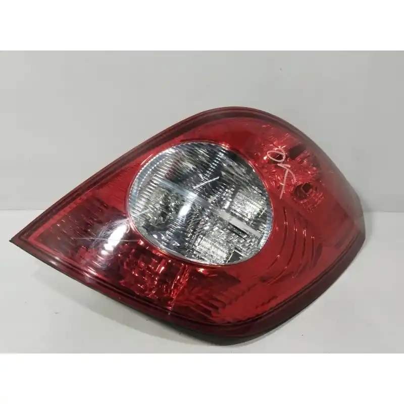 Imprescindible (Must-Have) PILOTO TRASERO IZQUIERDO 4808262