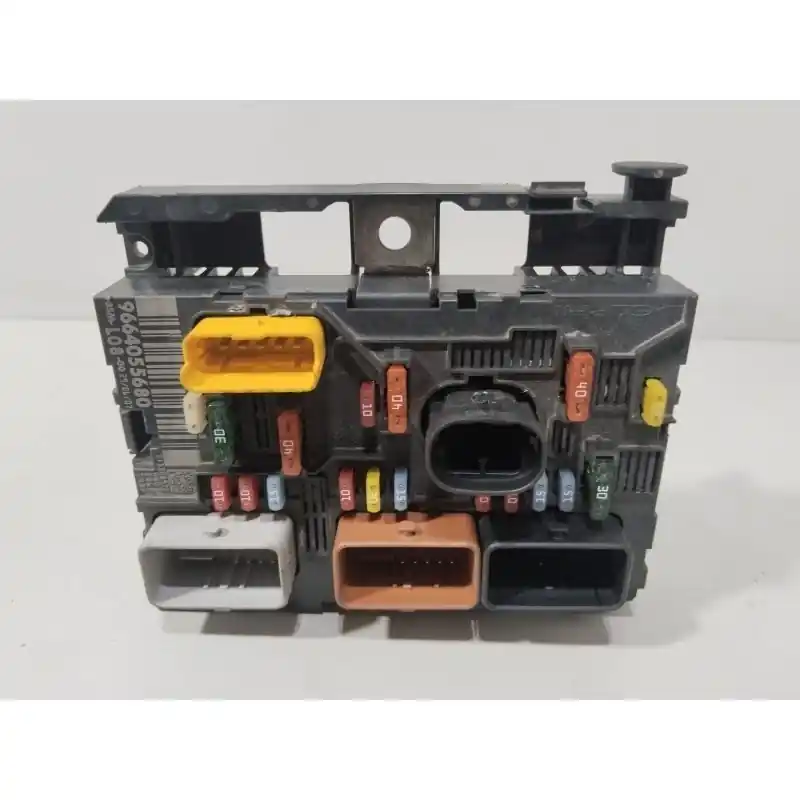 Precio Reducido CAJA RELES / FUSIBLES 9664055680