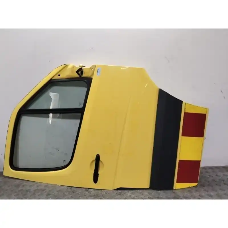 PUERTA DELANTERA DERECHA 9067200105 A Buen Precio